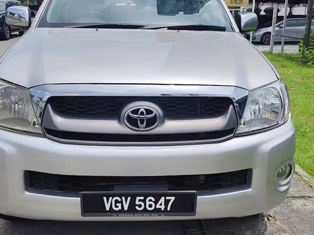 2008 Toyota HILUX 2.5 G (A) - 1