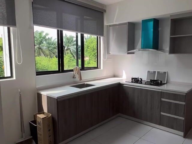 Video Image 1