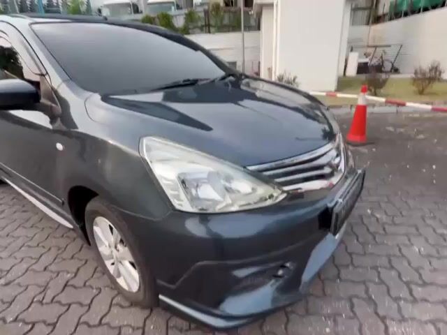 2013 Nissan GRAND LIVINA 1.6 IMPUL MC FACELIFT (M) - 1