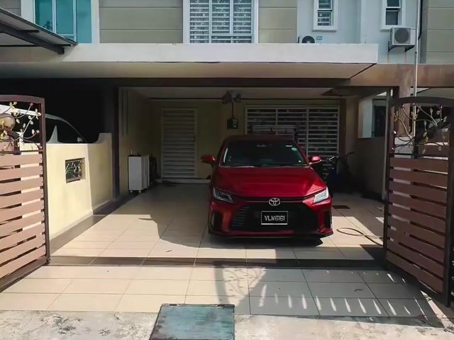 Video Image 1