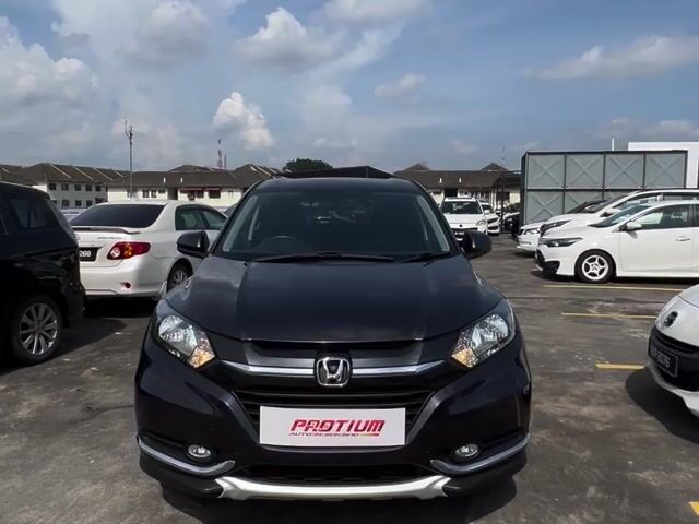 2016Honda HR-V S-Spec 1.8(A) B/ListBolehLoanKedai - 1