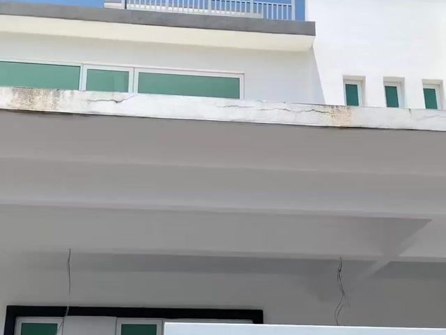 Video Image 1