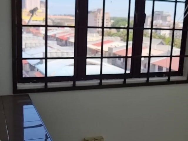 Video Image 1
