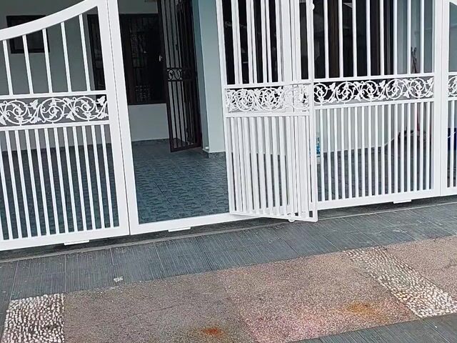 Video Image 1