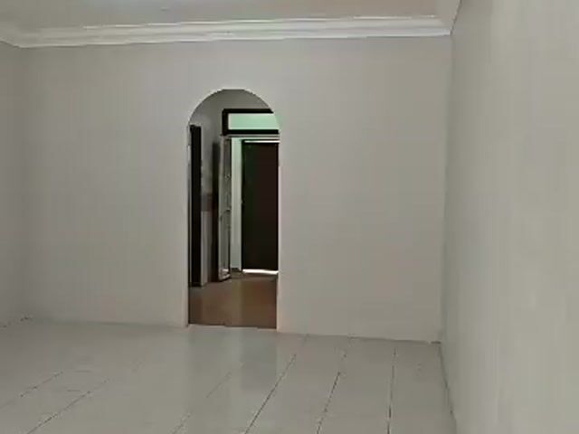 Video Image 1