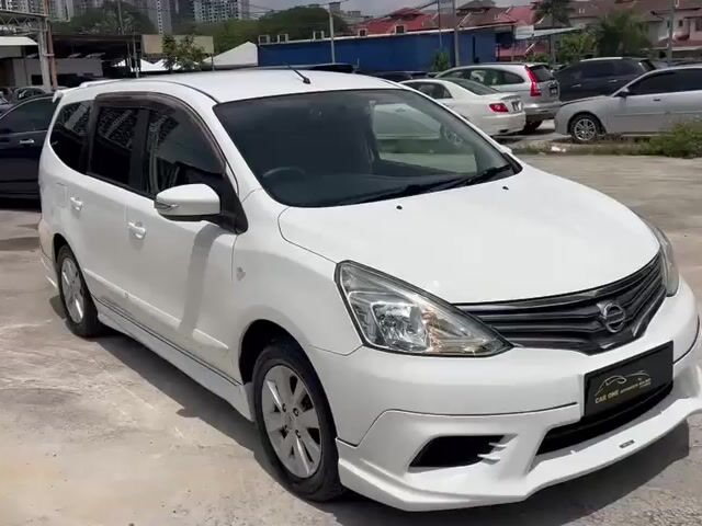 Nissan GRAND LIVINA 1.6L IMPUL(A)Full Leather Seat - 1