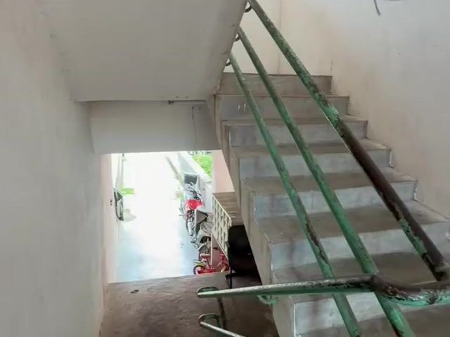 Video Image 1