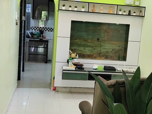 Video Image 1