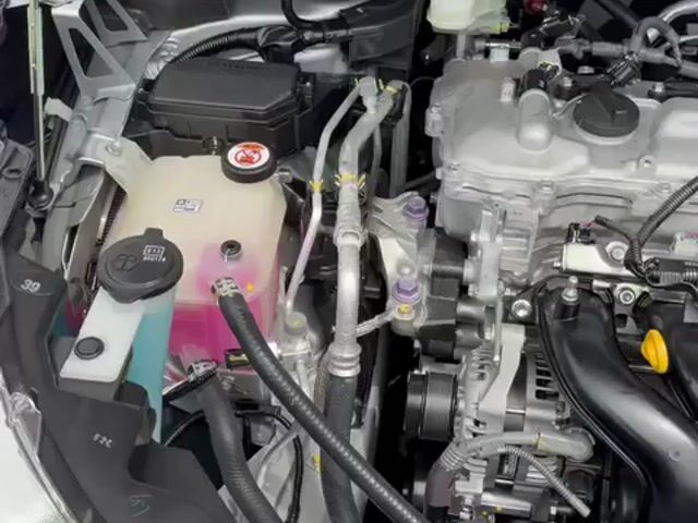 2025 Toyota COROLLA CROSS 1.8 V NOT SHOWROOM CAR - 1