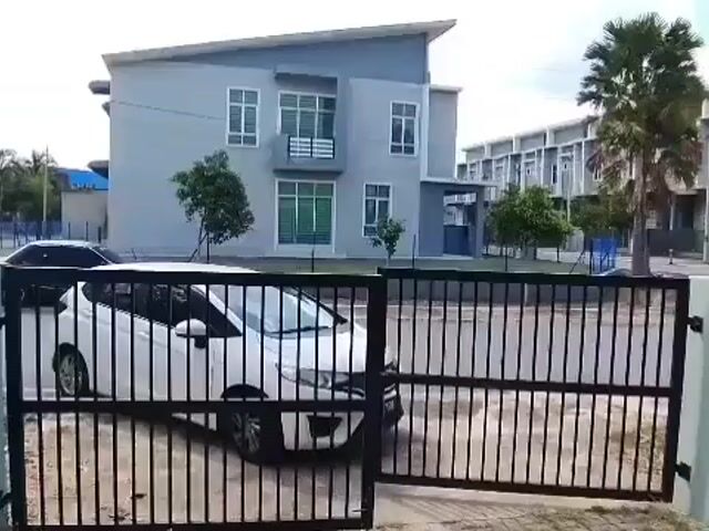 Video Image 1