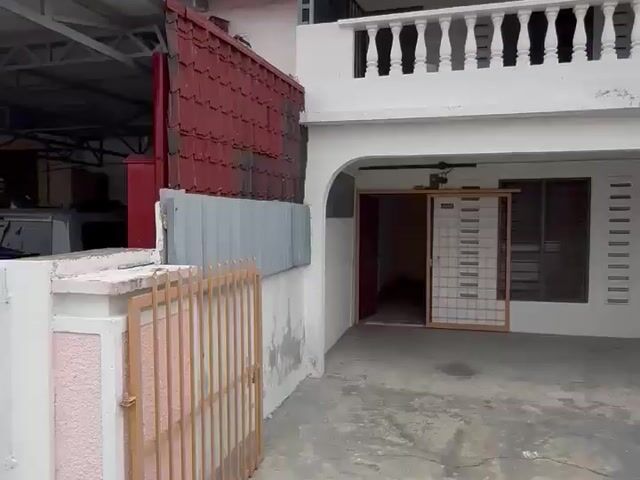 Video Image 1