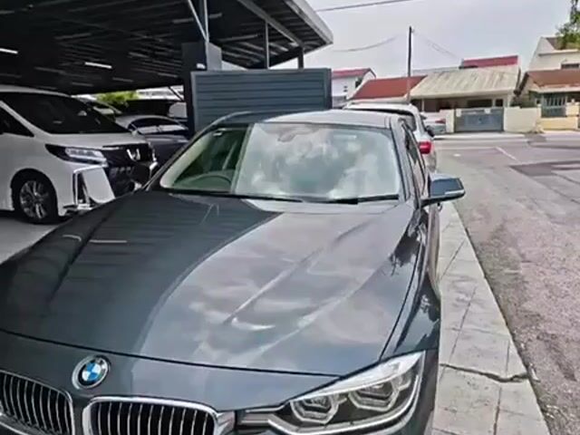 ON THE ROAD 2017 Bmw 3 SERIES 1.5 18I(CKD) F30 - 1