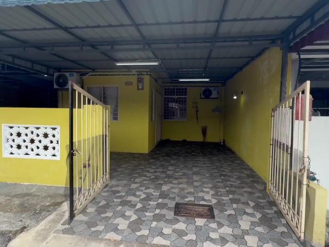 Video Image 1