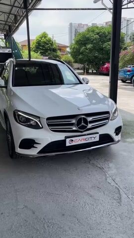 2017 Mercedes Benz GLC250 4MATIC 2.0 - 1Y WARRANTY - 1