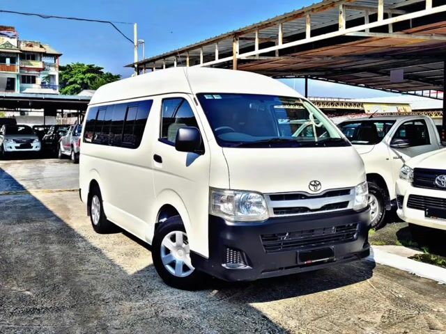 2011 Toyota HIACE 2.7 WINDOW VAN LOW MILEAGE - 1
