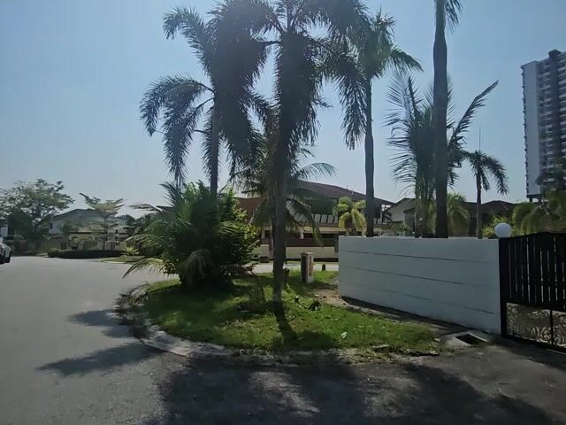 Video Image 1