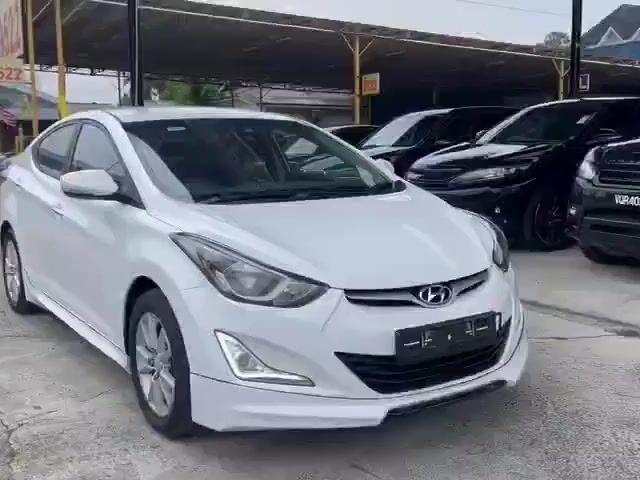 Hyundai ELANTRA 1.6 ANDROID R/CAM L/SEAT B/KITS - 1