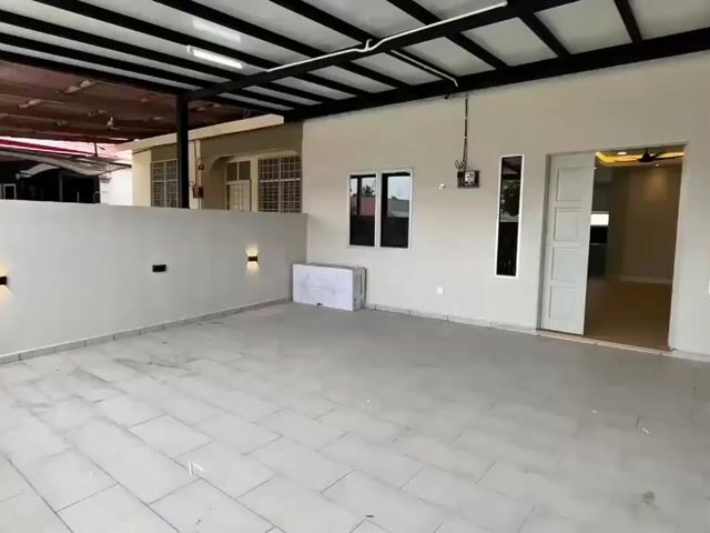 Video Image 1