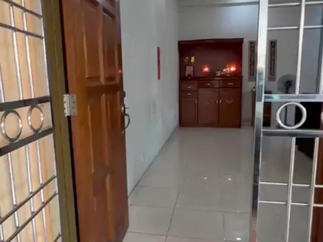 Video Image 1