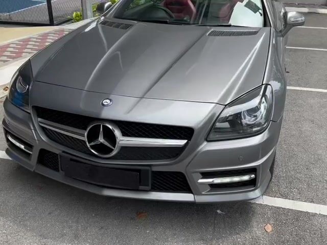 Mercedes Benz SLK200 BlueEFCY 1.8 (A) AMG SPORT - 1