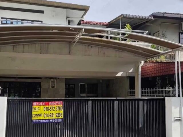Video Image 1