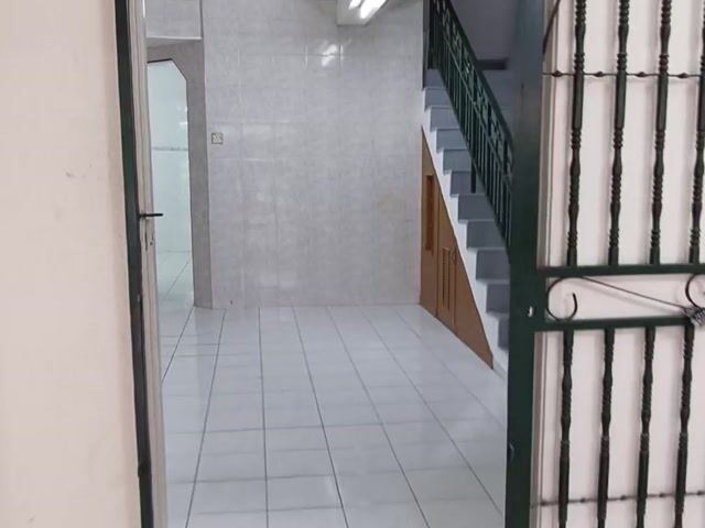 Video Image 1