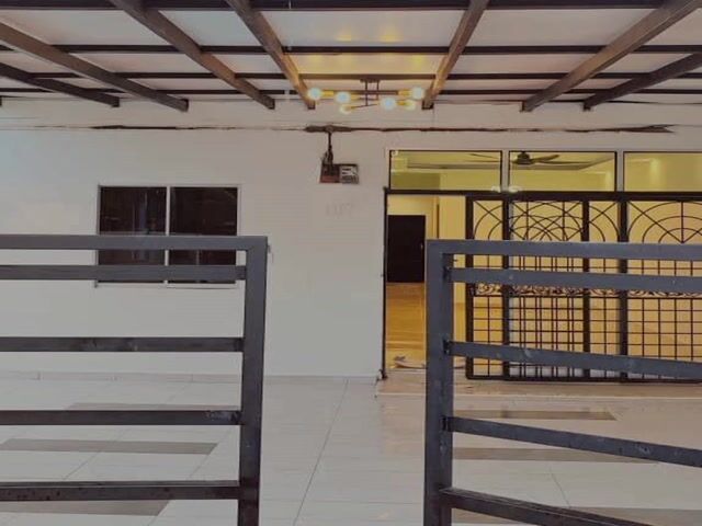 Video Image 1
