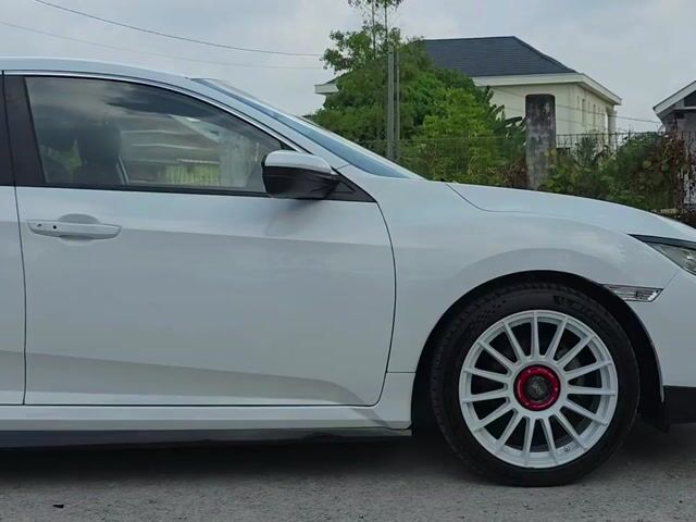 2017 Honda CIVIC 1.8 i-VTEC (A) - 1