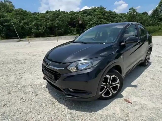 2017 Honda HR-V 1.8 S (A) HAVE FSR / 1 OWNER - 1