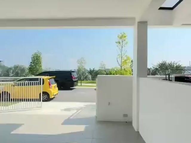 Video Image 1