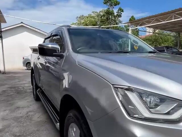 2023 Isuzu D-MAX PREMIUM 1.9L (A) - 1