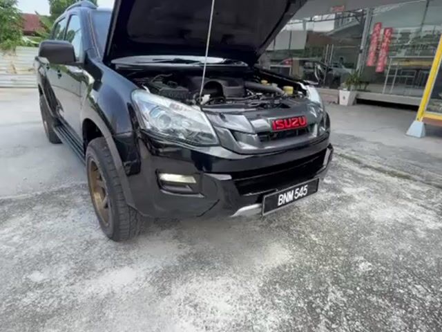 2015 Isuzu D-max 2.5 (A) 4x4 VGS Diablo Ori Cond  - 1