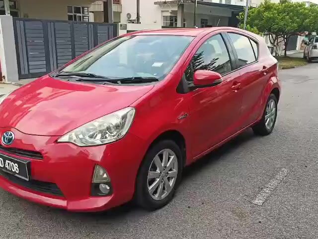 2013 Toyota Prius C 1.5 (A) Direct Owner Car Sales - 1