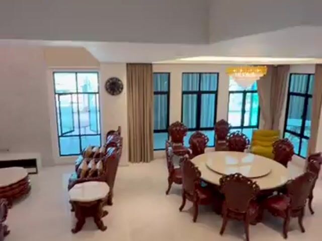 Video Image 1