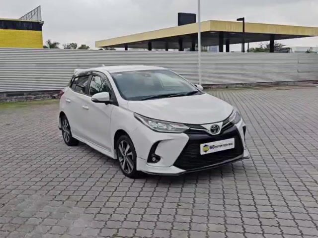 2021 Toyota YARIS 1.5 E (A) FULL LOAN BOLE - 1