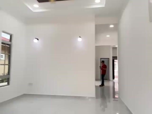 Video Image 1