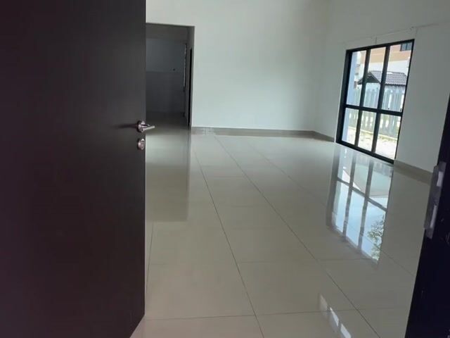 Video Image 1