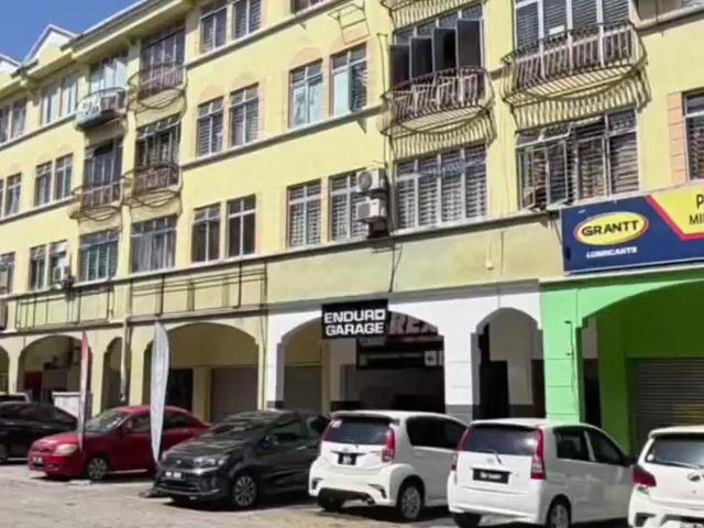 Video Image 1