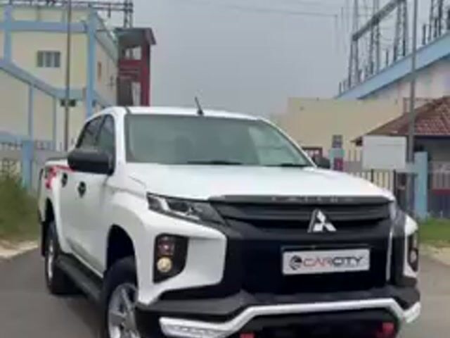 2023 Mitsubishi TRITON 2.4 VGT PREMIUM 35K FSR WRT - 1