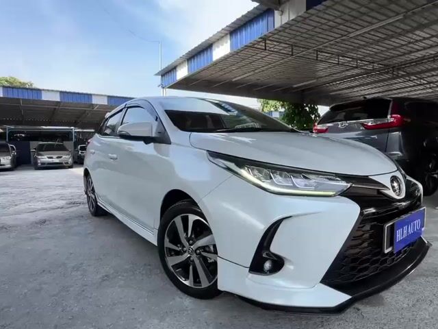 2023 Toyota YARIS 1.5 E FACELIFT (A) Full Service - 1