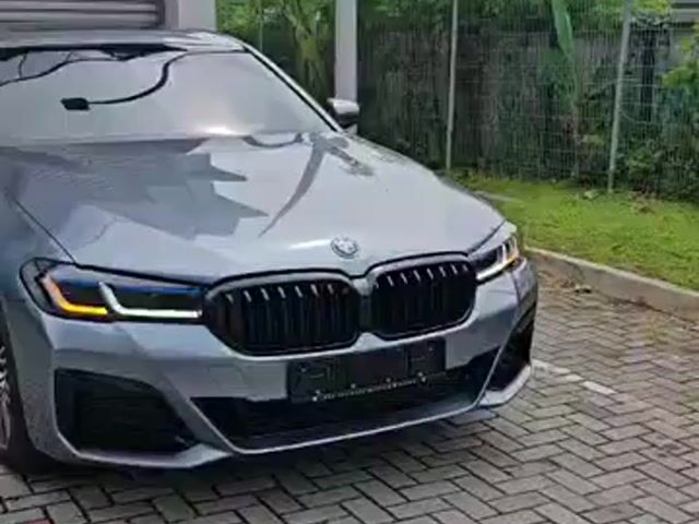 LOAN KEDAI IC SAHAJA. BMW 530i 2.0 M Sport G30 - 1