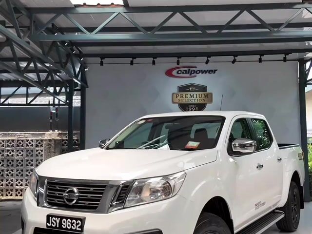 37K km 2018 Nissan NAVARA 2.5 SE (A) 4x4 FACELIFT - 1