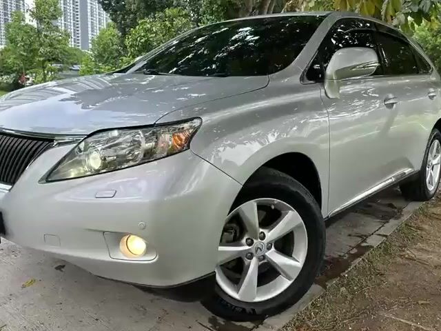 2010 LEXUS RX350 Tiptop Condition Masih Boleh Loan - 1