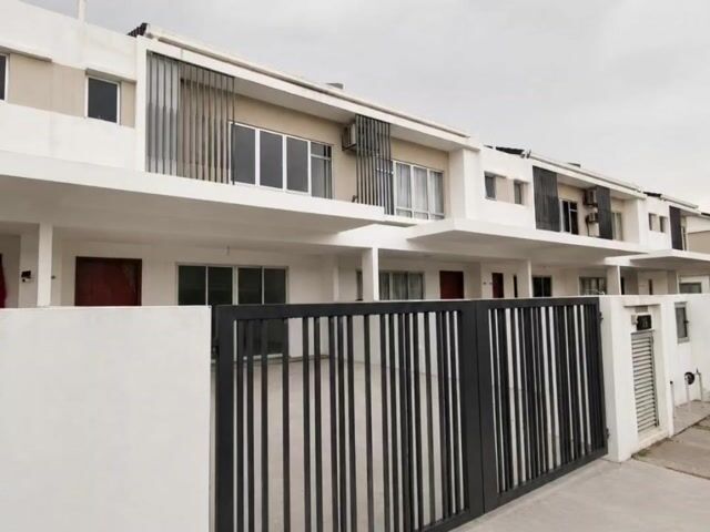 Video Image 1