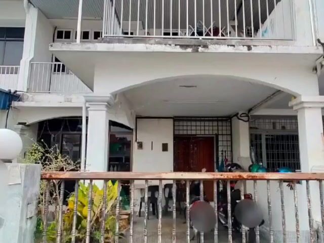 Video Image 1