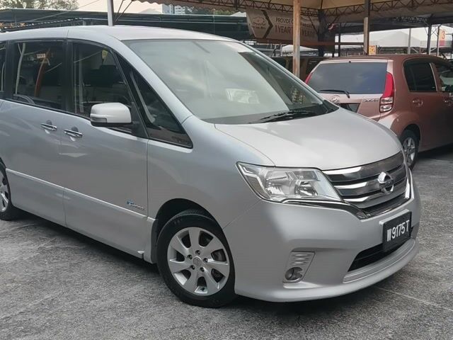 2013 Nissan SERENA 2.0 S-HYBRID HIGHWAY STAR - 1