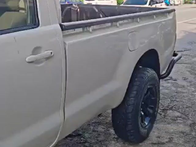 Toyota HILUX SINGLE CAB 2.5(M) VIGO FL 4x4 pickups - 1