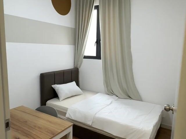 Video Image 1