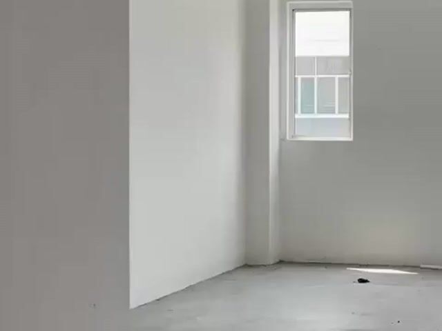 Video Image 1