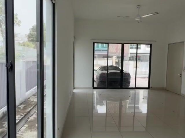 Video Image 1